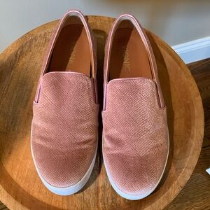 Vionic Holiday MIDI Sneakers